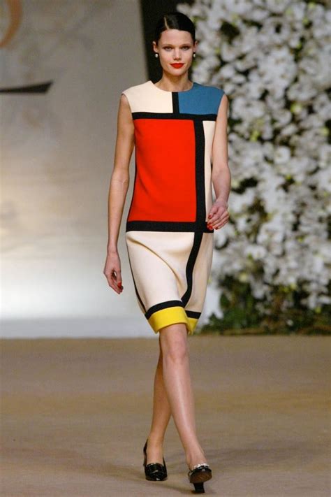 sfilata yves saint laurent 2002 mondrian|saint laurent mondrian.